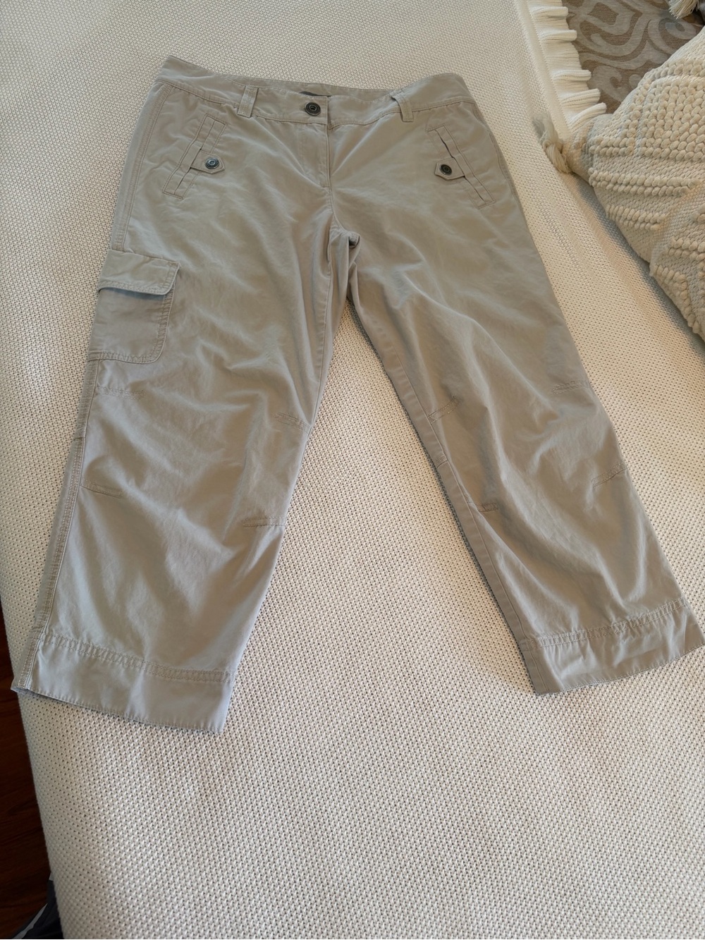 Ann Taylor Signature Fit Cargo Capri Pants Stone Taupe Size 6 - Picture 5 of 13